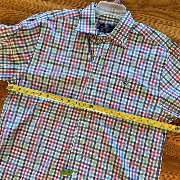 Vineyard Vines Classic Fit Tucker Shirt, 100% cotton, EUC - Picture 7 of 8